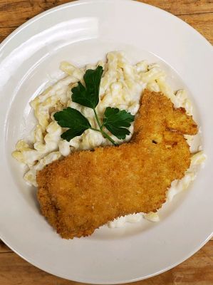 Pasta Alfredo with Crispy Chicken