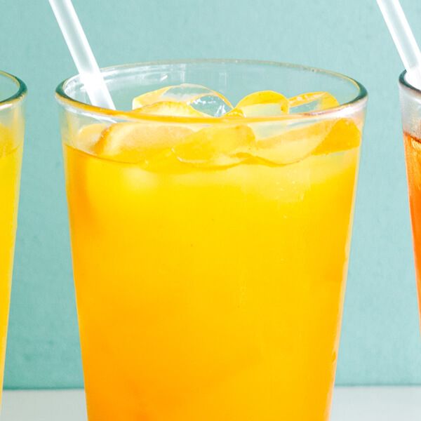 Fresh Squeezed Orange Juice in 96oz Pourer