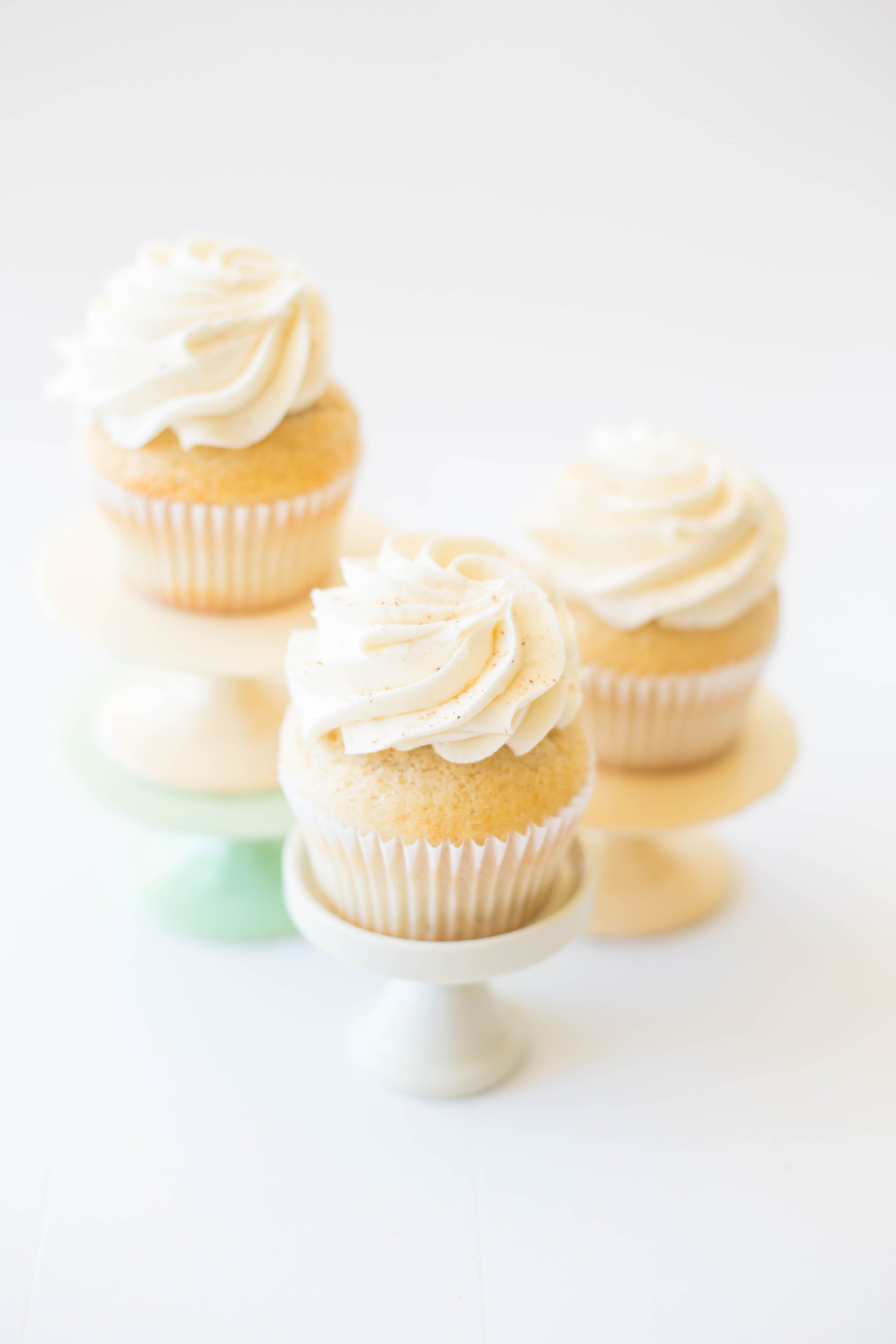 Eggnog Cupcake (seasonal)