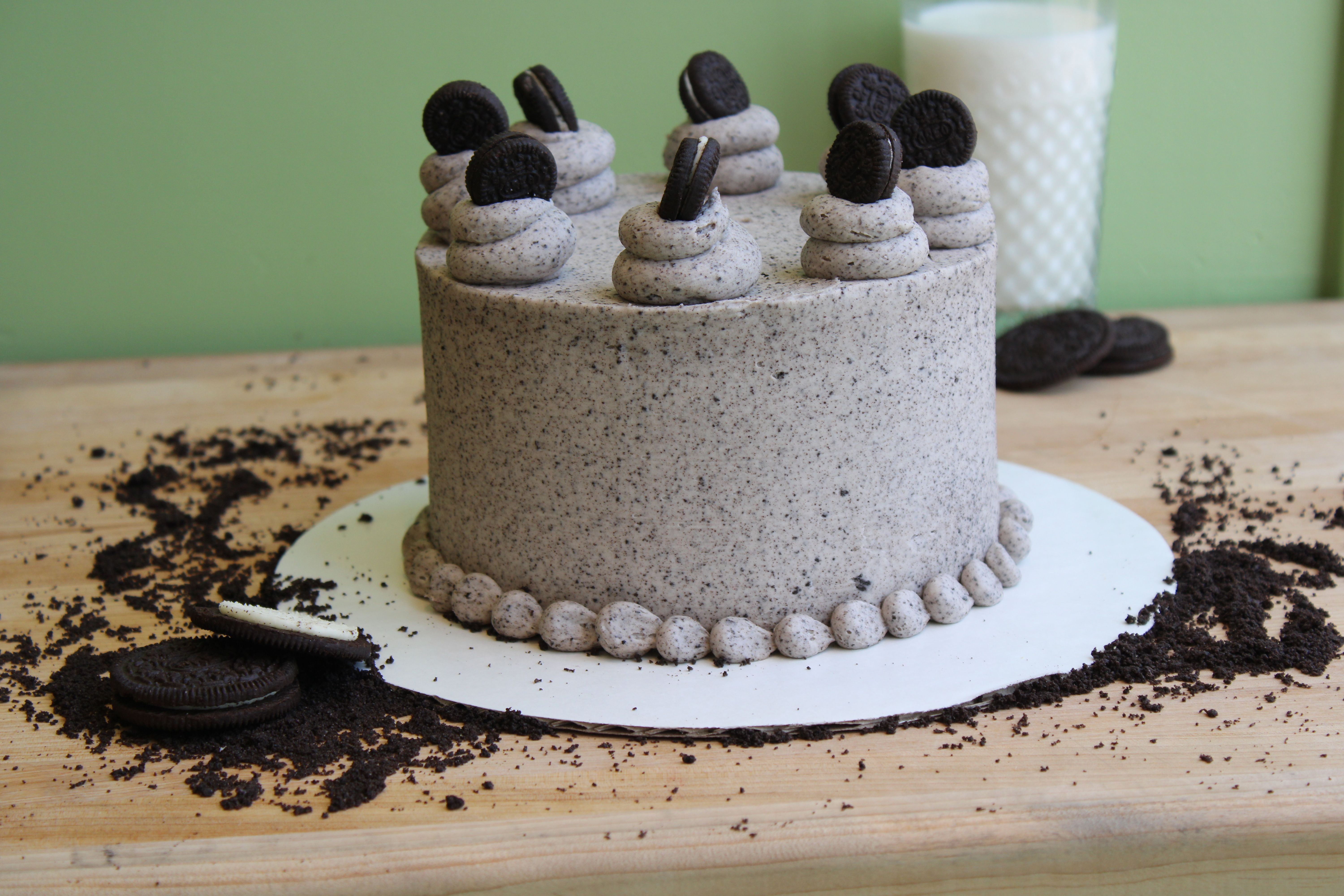 Cookies & Cream Cake