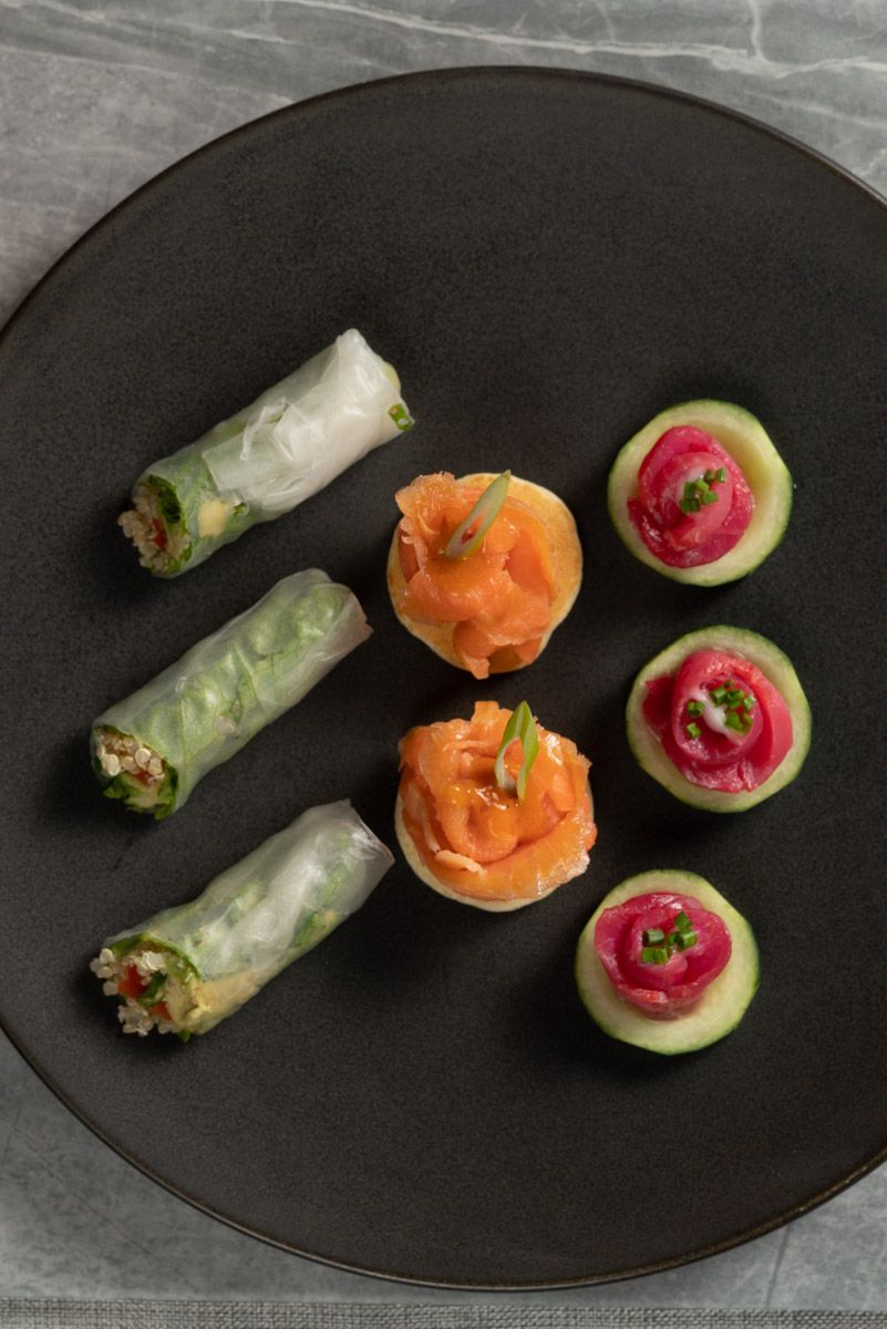Hors D'oeuvres (8 pcs) Vegetarian and Fish