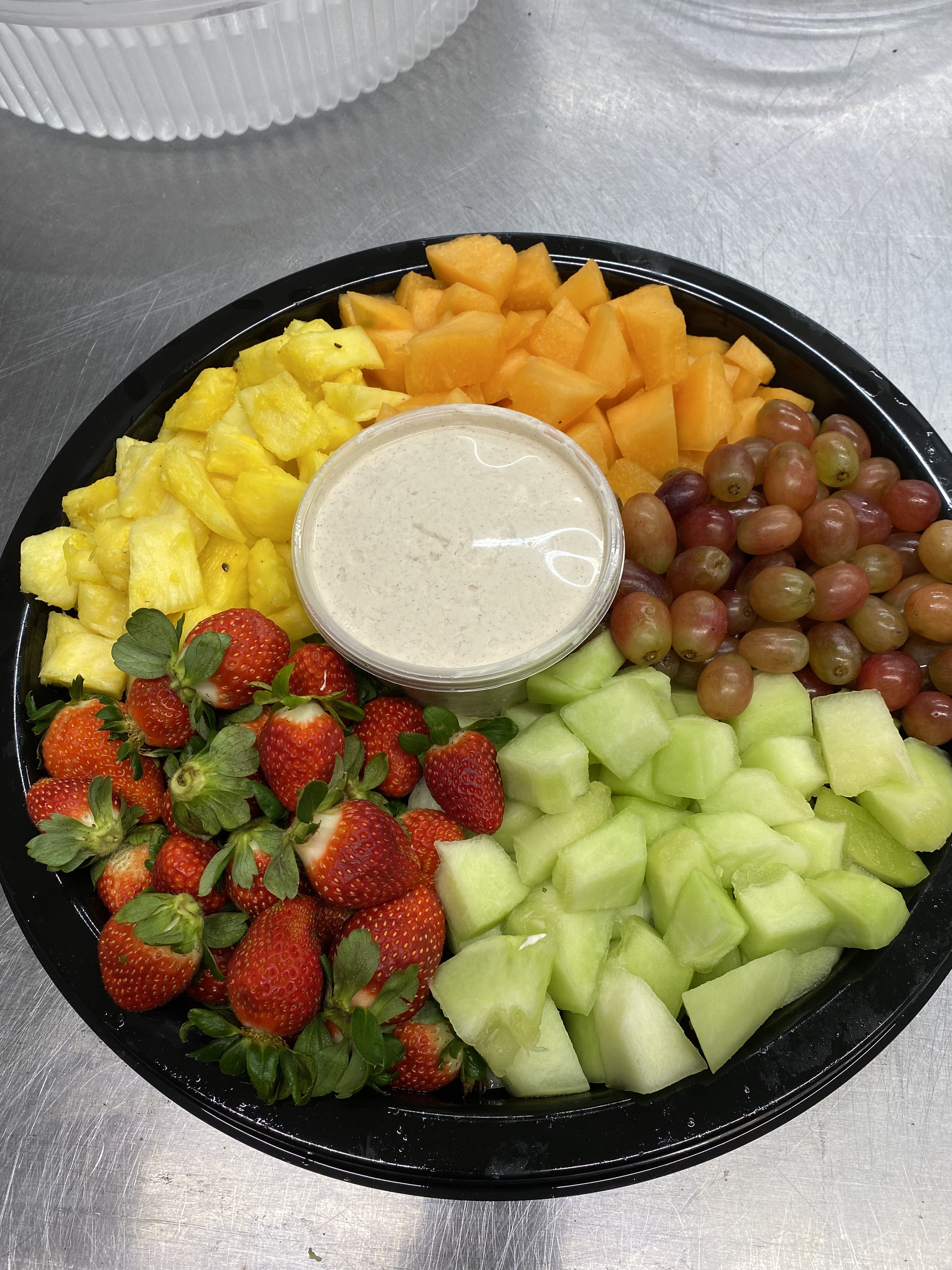 Fresh Cut Seasonal Fruit Platter